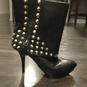 Nine West Moto Spike Boot